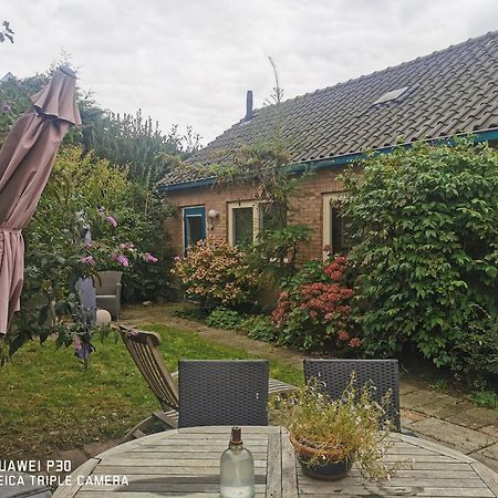 Cottage Egmond-Binnen Met Besloten Tuin Exterior foto